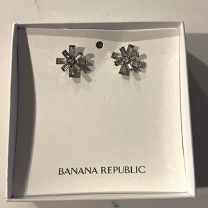 Crystal snowflake earrings
